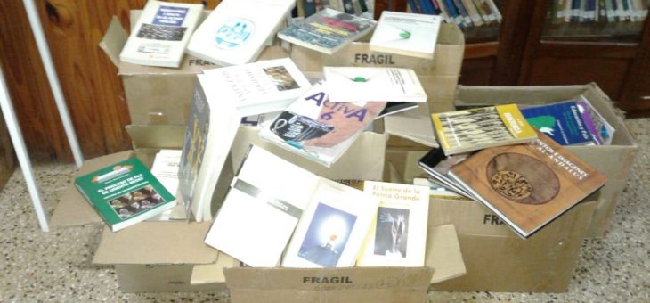 DONACIÓN DE LIBROS PARA SANTA ANA