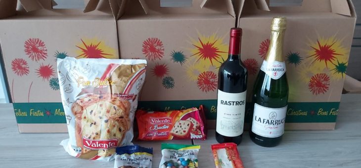 ENTREGA DE CAJAS NAVIDEÑAS AL PERSONAL MUNICIPAL