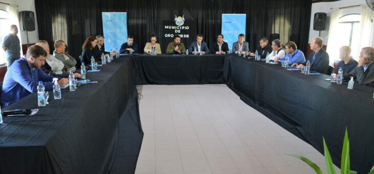 REUNIÓN DE INTENDENTES VECINALISTAS EN ORO VERDE
