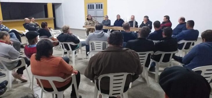 REUNIÓN POR TEMA DE SEGURIDAD EN COLONIA ENSANCHE SAUCE