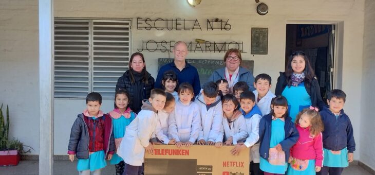VISITA A LA ESCUELA N°16