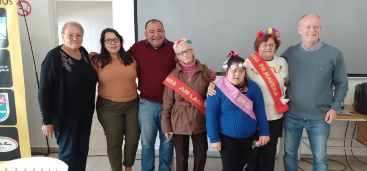 CELEBRANDO EL DIA DE LOS JUBILADOS Y PENSIONADOS