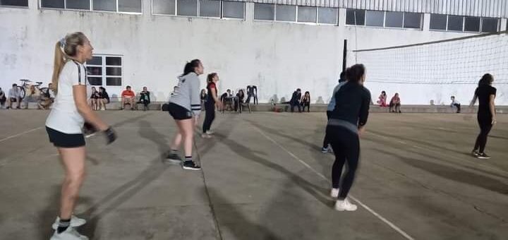 TORNEO DE VOLEY MIXTO