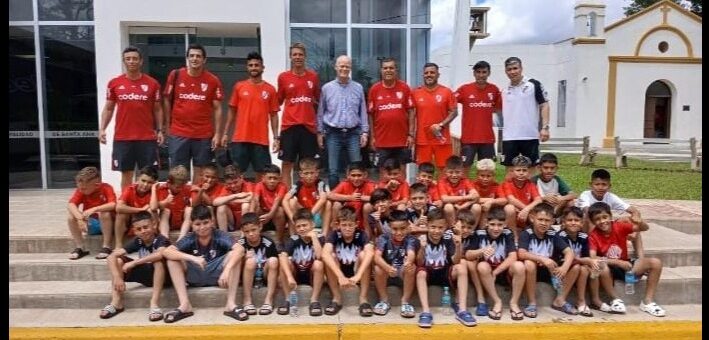 RECIBIMOS A LAS DIVISIONES INFERIORES DE RIVER