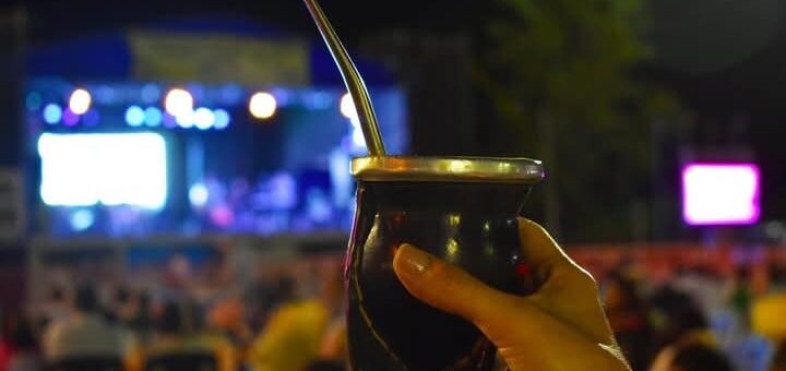 STAND EN FIESTA DE LA SANDÍA