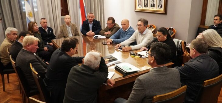 REUNIÓN BICAMERAL EN LA CIUDAD DE PARANÁ
