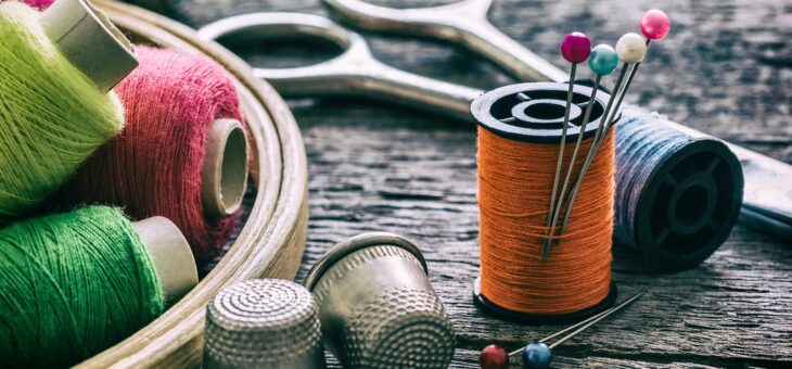 TALLERES DE COSTURA Y MANUALIDADES